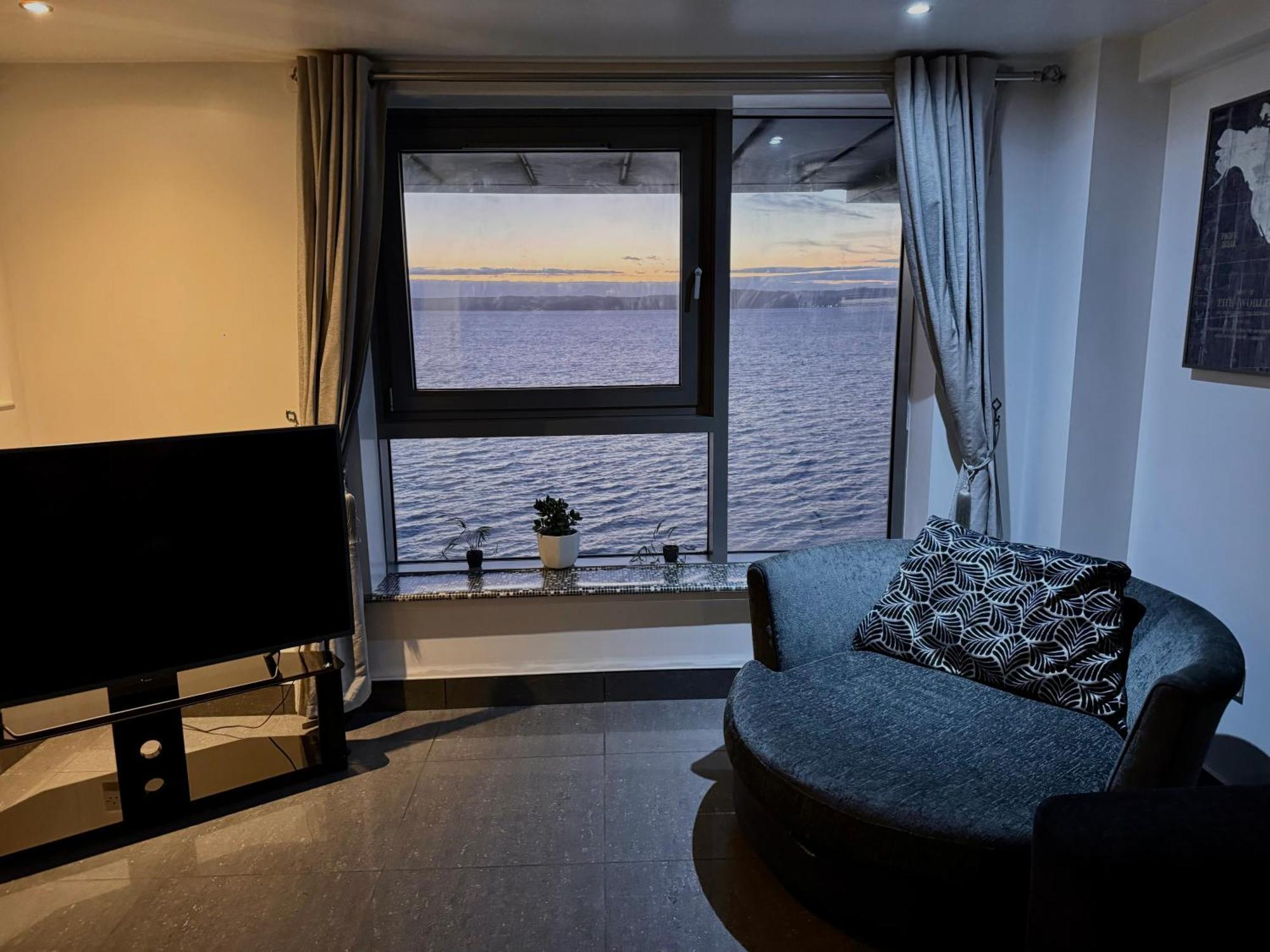 Ocean Park Apartments - Oceanfront - Free Parking And Fast Wifi Edynburg Zewnętrze zdjęcie
